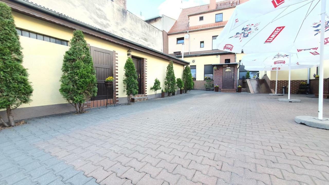 Pokoje Do Wynajecia Piastowska Międzyrzecz Extérieur photo