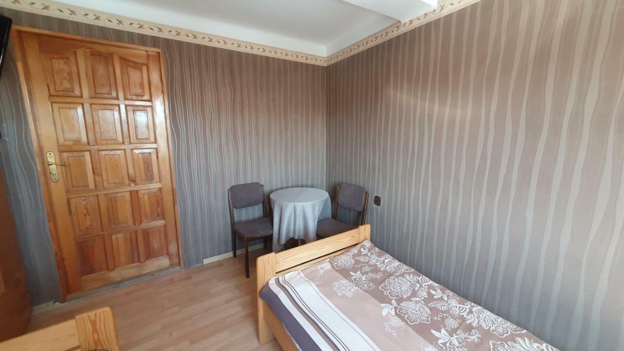 Pokoje Do Wynajecia Piastowska Międzyrzecz Extérieur photo