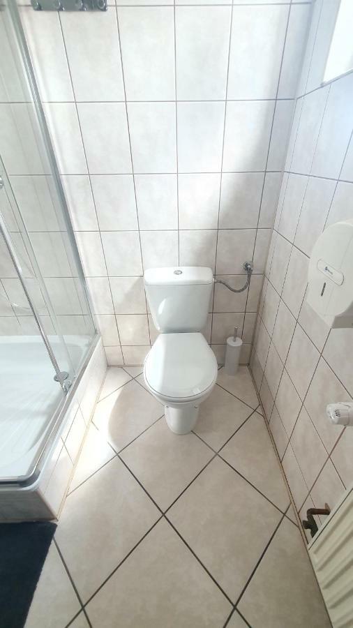 Pokoje Do Wynajecia Piastowska Międzyrzecz Extérieur photo
